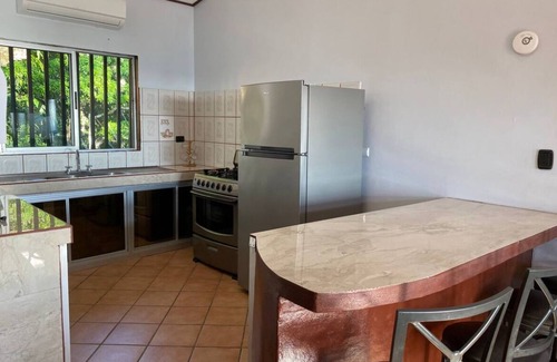 El Cerro Apartment | LA VISTA -5 MINUTES AWAY FROM LA MARINA PEZ VELA IN QUEPOS