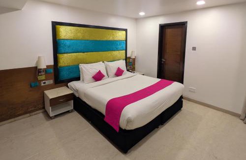 Central Chennai Hotel | La Woods Hotel