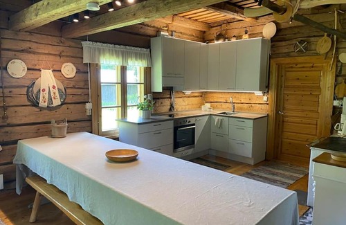 Kehys-Kainuu Ski Chalet | Laattajan Pirtti vuokramökki 1-5 henkilölle