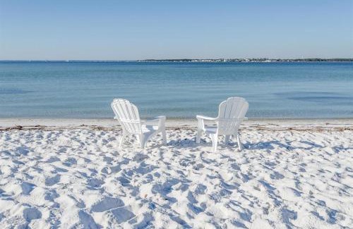 Pensacola Beach Apartment | LaBahia 224