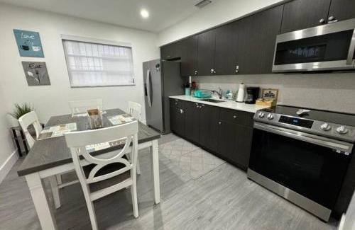 Coral Way House | LaBella Suite