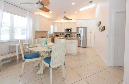 Fort Pierce Shores House | Labor Day Avail | Discount | 2BD Sunny Beach Flat