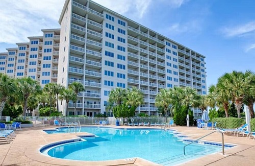 Four Mile Village Condo | LABOR DAY AVAILABLE MAKE US AN OFFER, 1 Bedroom Studio at Tops'l Great Views!