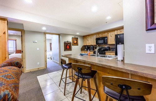 North Park City Condo | *Labor Day Sale* Free Activities with every Stay—Book Now, Travel Anytime Through December 17th!