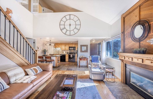 Park City Condo | *Labor Day Sale* Free Activities with every Stay—Book Now, Travel Anytime Through December 17th!