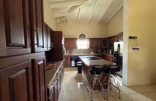 Estate Thomas House | Labor of Love