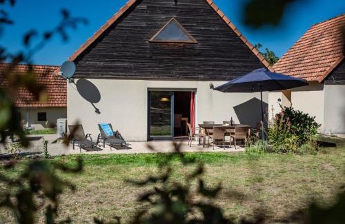 Lacapelle-Marival House | Lac Bleu 26