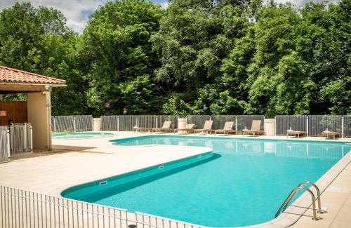 Lacapelle-Marival House | Lac Bleu nr 19