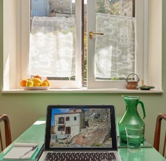 Sperlinga House | lacasetta98