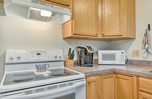 Rowland House | Lackawaxen Family Home w/ Lake Access!