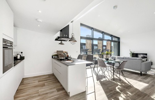 Cambridge Apartment | Lacon House 2-Bedroom Penthouse