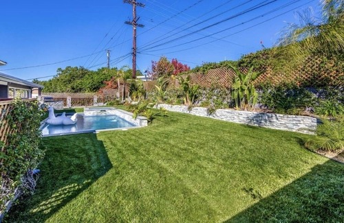 Ladera Heights House | LADERA HEIGHTS TROPICAL OASIS