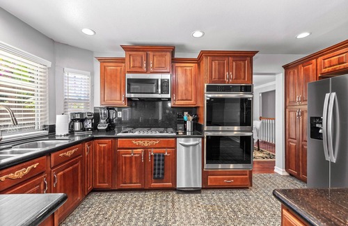 Ladera Heights House | Ladera Luxe Getaway