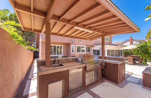 Ladera Heights House | Ladera Luxe Getaway