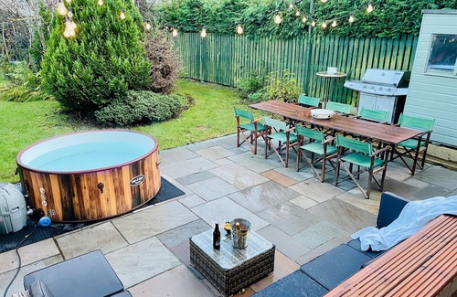 Inverness Villa | Ladies Lodge - Inverness
