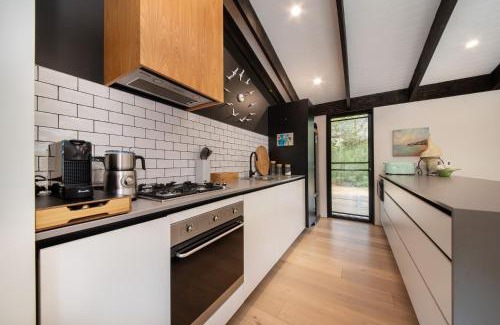Flinders House | Lady Abigail in Flinders