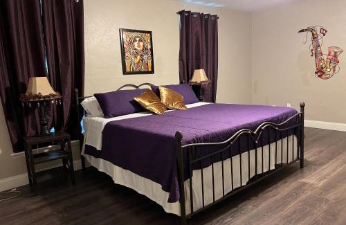 Old Aurora House | Lady Aurora- Pets Ok- 5 Miles to French Quarter