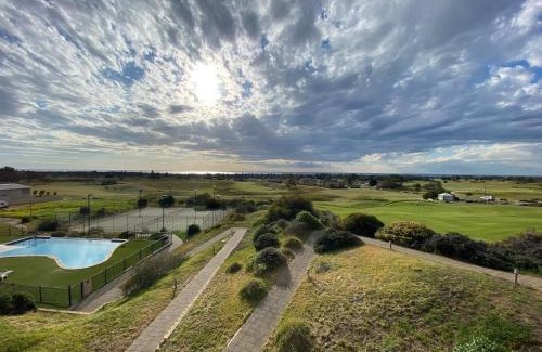 Normanville Resort | Lady Bay Hotel