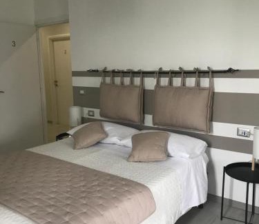 Feletto Bed & Breakfast | Lady Hamilton B&B