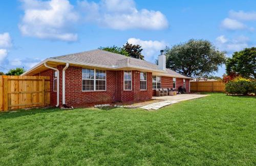 Navarre House | Ladybug Retreat