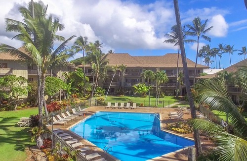 Wailua Condo | Lae Nani 214. A/C throughout this Ocean Front Condo and only a few steps to the Beach