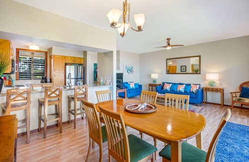 Wailua Condo | Lae Nani 422. Great View from this 2nd Floor Ocean Front Condo. The Main Bedroom Faces the Ocean!