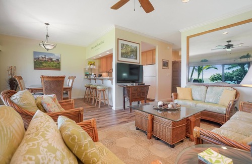 Wailua Condo | Lae Nani 512 Gorgeous Ocean Front Ground Floor in Building Five With AC
