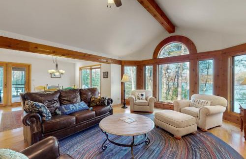 Hazelhurst House | Laeser Lakehome