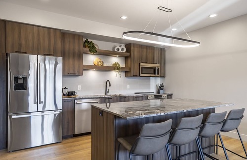 Zion National Park South Entrance Apartment | LaFave-Luxury Suite at Zion: The Sundial