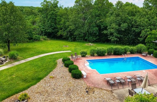 Waynesville Apartment | Lafayette Grand Manor