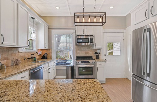 Galveston House | Lafitte Lookout