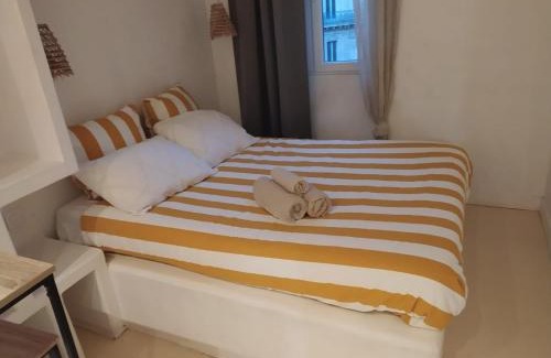 Noailles Apartment | LaFrenchCasa Noailles