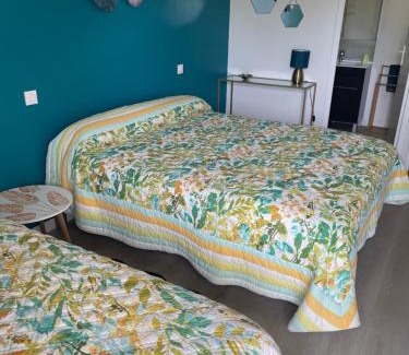 Neuville-de-Poitou Bed & Breakfast | Lagalerne