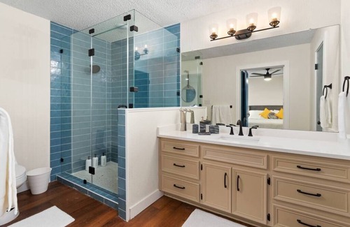 Leander House | Lago Lux! Fun 5BD/Pool & GameRoom!Next To The Lake
