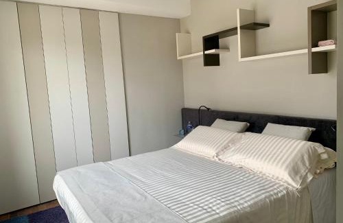 Ville Haute Apartment | Lago Welcome Palais Suite