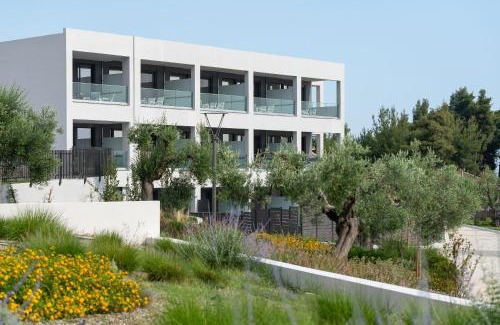 Lagomandra Resort | Lagomandra Luxury Suites with Private Pools