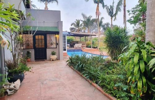 Umhlali Beach House | Lagoon Beach House