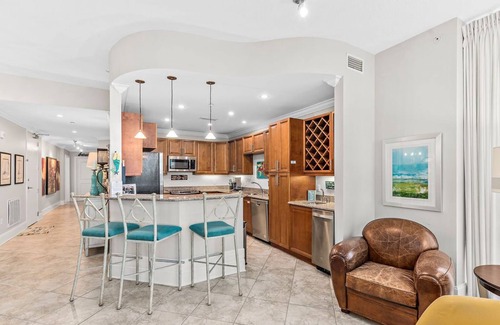 Gulf Shores Condo | Lagoon Front corner unit with lagoon and gulf views! 10th floor 3 bed 3 bath