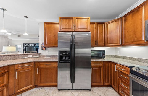 Gulf Shores Condo | Lagoon Front corner unit with lagoon and gulf views! 10th floor 3 bed 3 bath