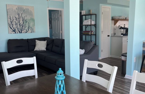 Beach Haven West House | Lagoon Getaway 2 Bedroom - 3min to LBI