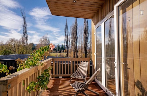 Albert Town House | Lagoon Huts - Albert Town Holiday Unit