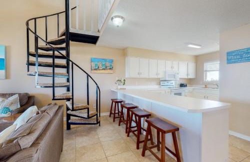 Gulf Shores Apartment | Lagoon Landing #302