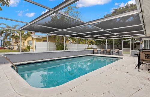 Treasure Island House | Lagoon Lane | Private Covered Pool + Near Area Fun!