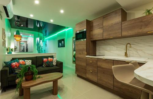 Naturist Village House | Lagoon - Port Nature
