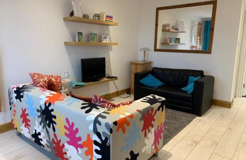 Millisle House | Lagoon View Cottage