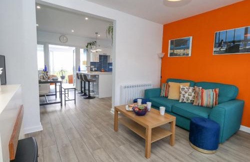Wyke Regis House | Lagoon View
