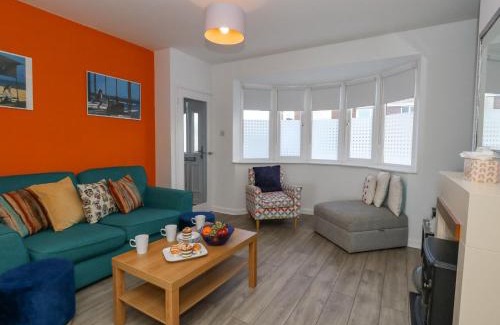 Wyke Regis House | Lagoon View