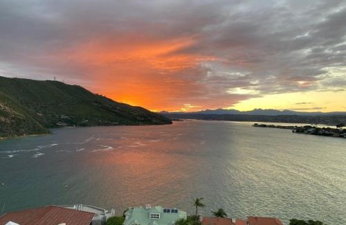 Knysna House | Lagoon View Guest Suite