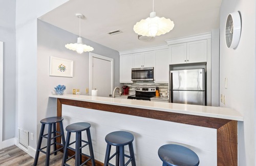 Isle of Palms Villa | Lagoon Villa 6 - 5 Min Walk to Beach! Top Floor!