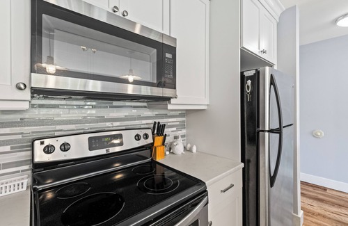 Isle of Palms Villa | Lagoon Villa 6 - 5 Min Walk to Beach! Top Floor!